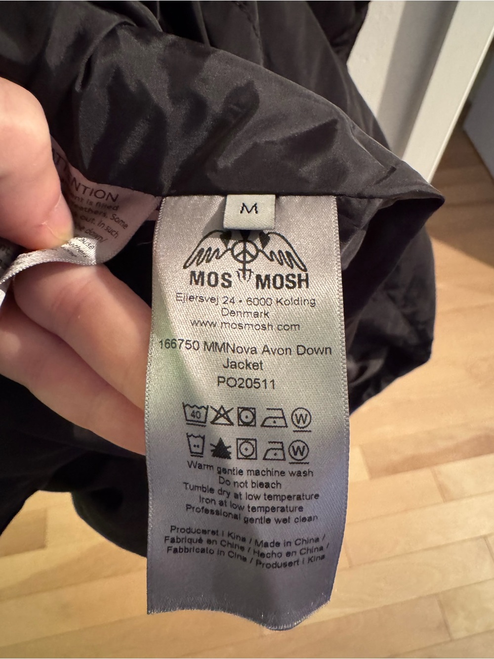 MMNova Avon Down Jacket Womens Black with Hood size medium - Picture 11 of 12